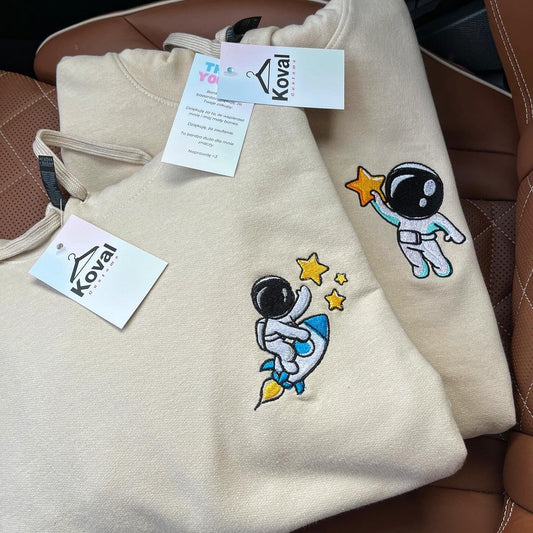 Astronauci - Haftowane produkty dla par - Koval Customs. Polska produkcja, wysoka jakosc, personalizowane