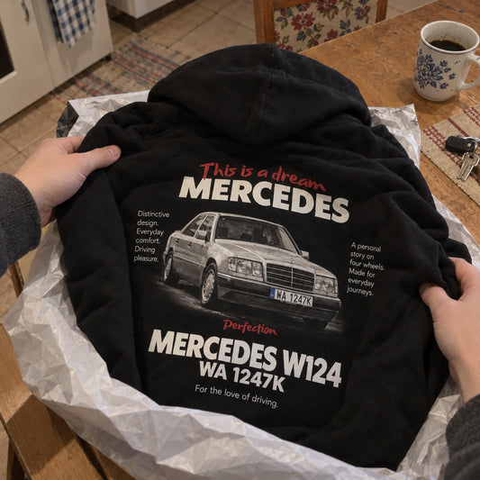 Twoje Auto ze Specyfikacją – Bluza i Koszulka z Nadrukiem – Koval Customs