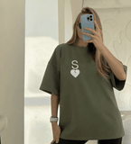 Inicjał z sercem - Haftowana bluza/koszulka - Koval Customs. Polska produkcja, wysoka jakosc, personalizowane