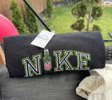 Dowolna butelka w N*KE - Haftowana bluza/koszulka - Koval Customs. Polska produkcja, wysoka jakosc, personalizowane