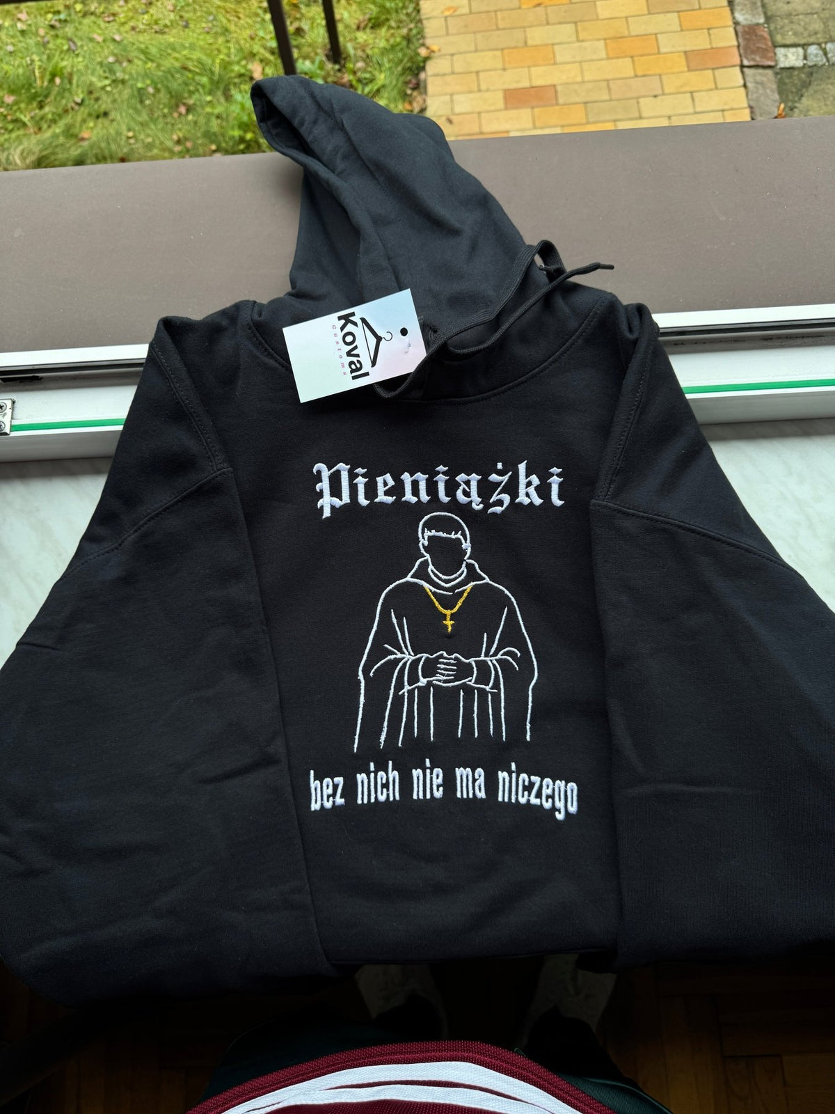 Pieniążki bez nich nie ma niczego 1670 - Haftowana bluza/koszulka - Koval Customs. Polska produkcja, wysoka jakosc, personalizowane