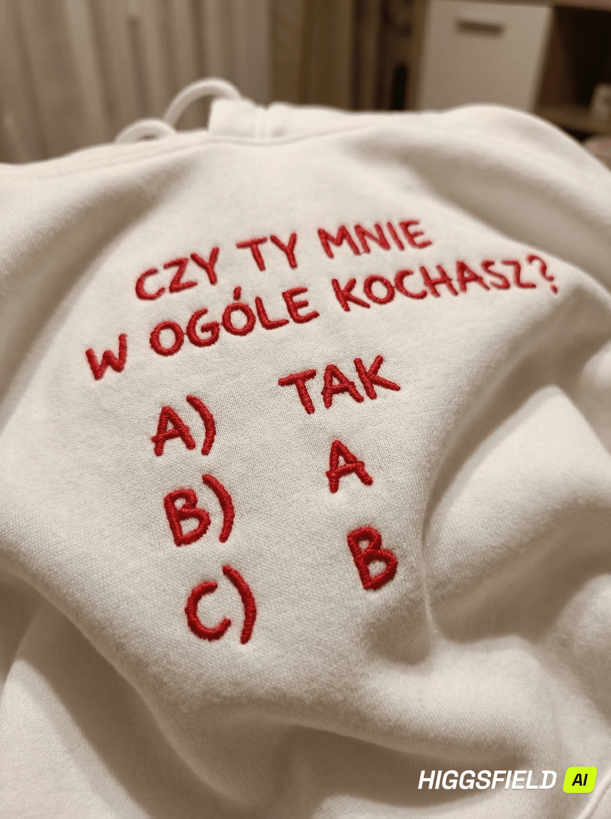 Kochasz mnie? - Haftowana bluza/koszulka - Koval Customs. Polska produkcja, wysoka jakosc, personalizowane