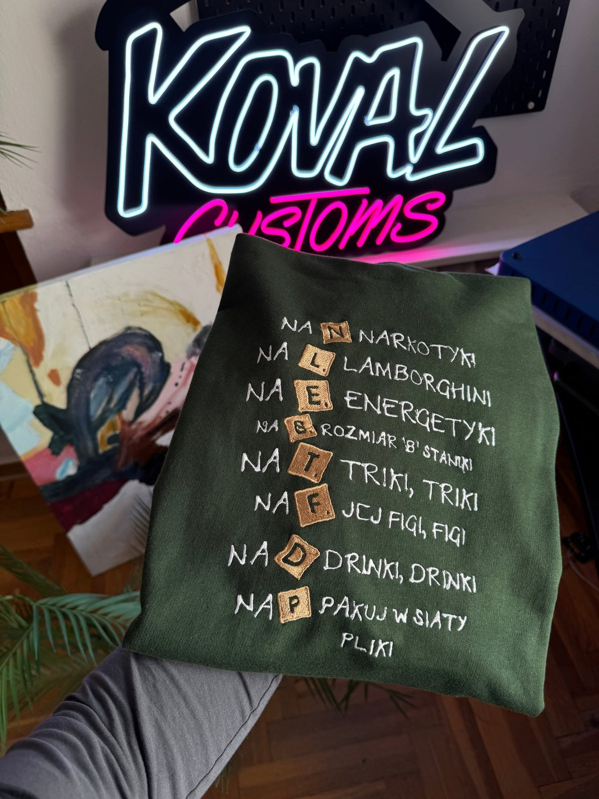 Tekst Pro8l3m Scrabble - Haftowana bluza/koszulka - Koval Customs. Polska produkcja, wysoka jakosc, personalizowane