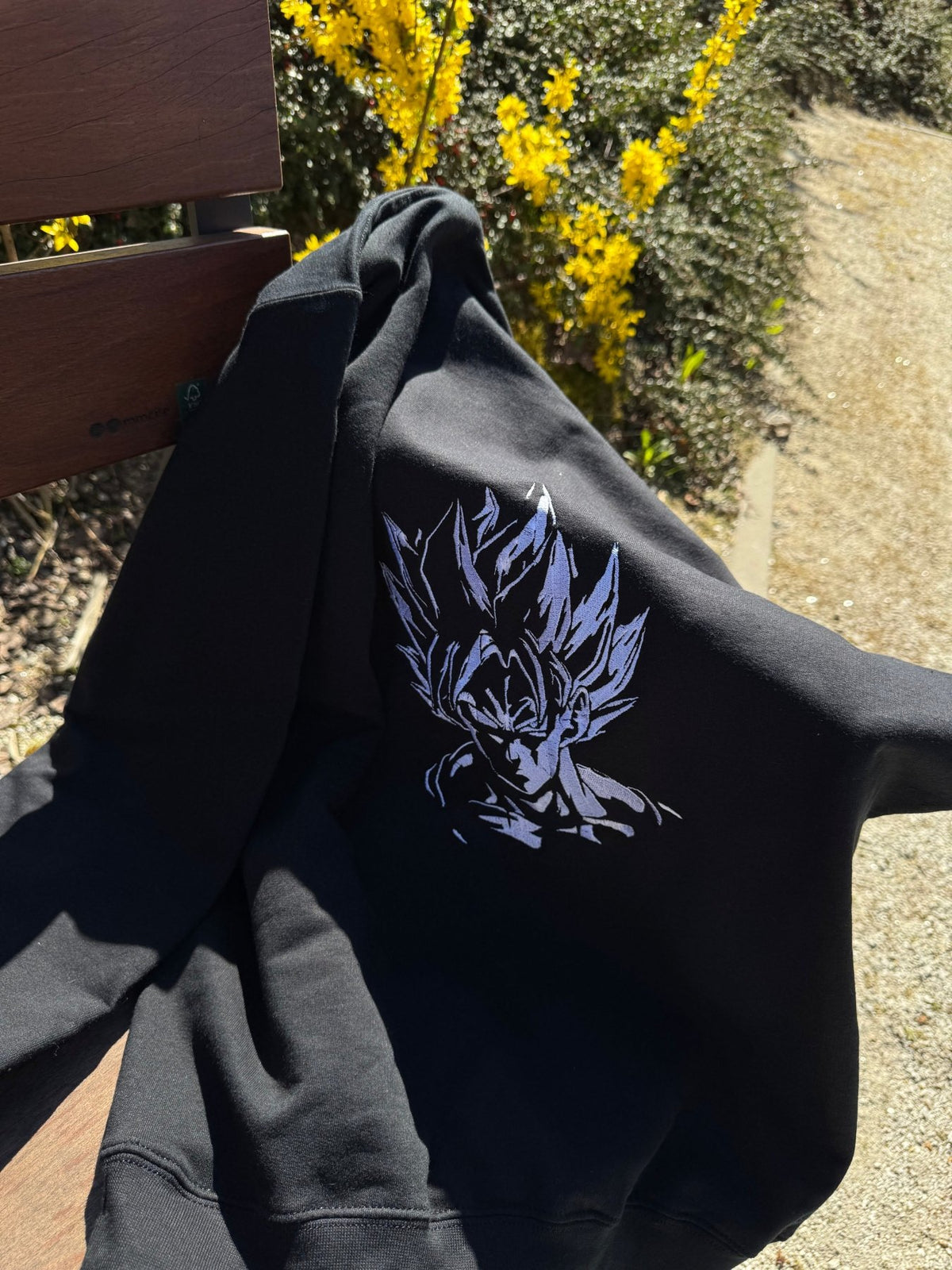 Goku Dragon Ball - Haftowana bluza/koszulka - Koval Customs. Polska produkcja, wysoka jakosc, personalizacja na zamowienie.