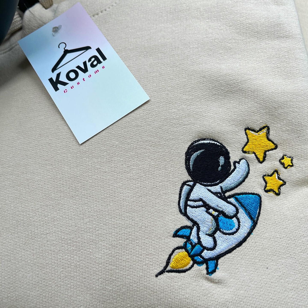 Astronauci - Haftowane produkty dla par - Koval Customs. Polska produkcja, wysoka jakosc, personalizowane