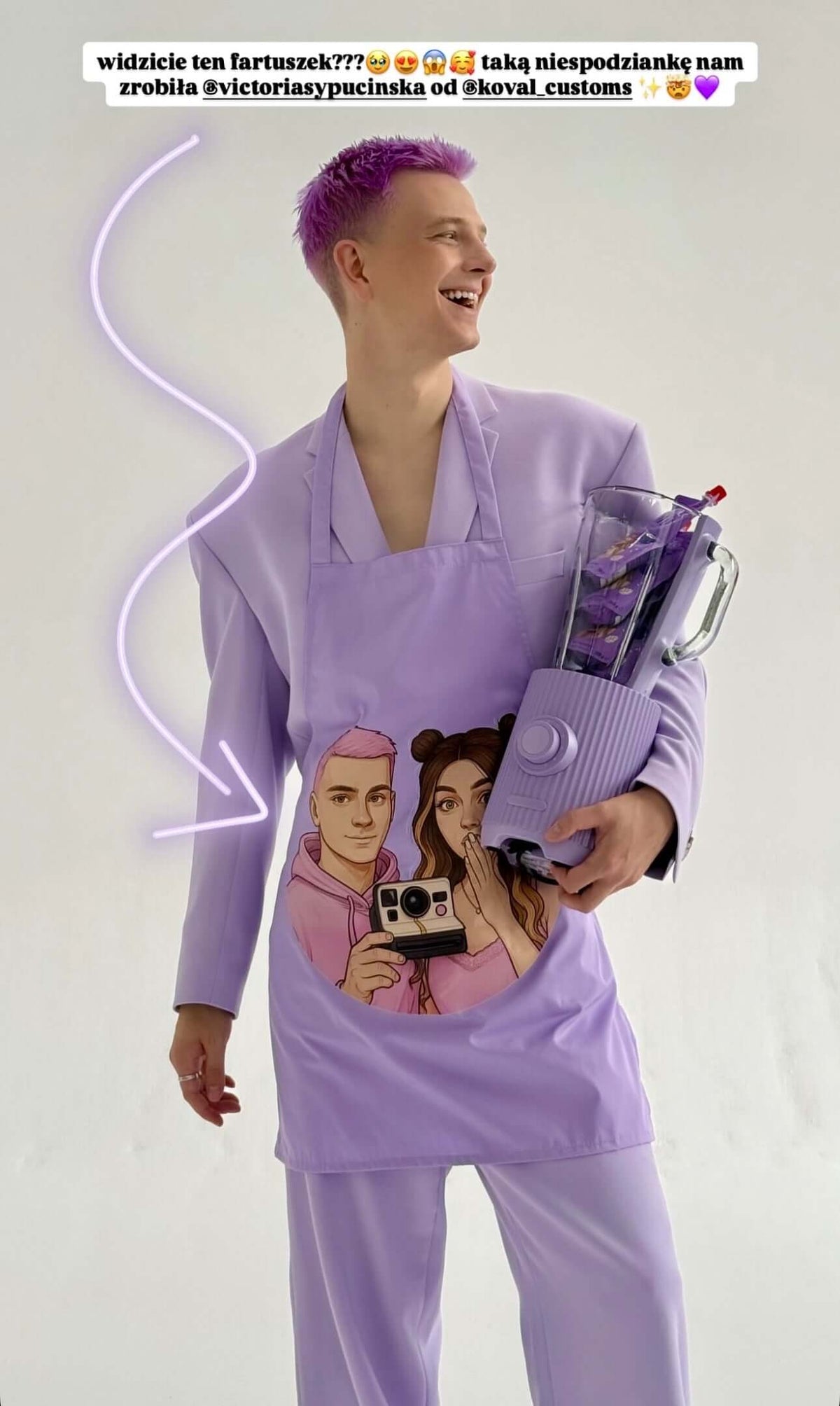 Logo firmowe - Haftowane bluzy, koszulki i wiecej - Koval Customs. Polska produkcja, wysoka jakosc, personalizowane