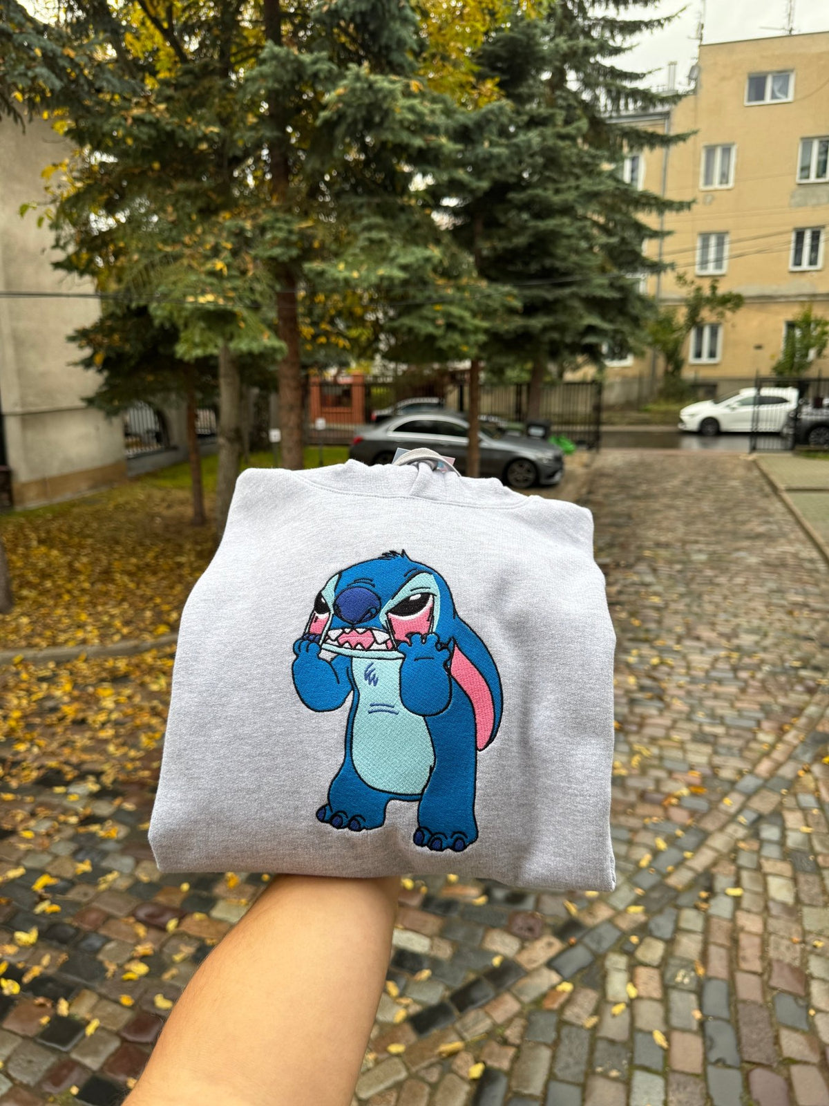 Wkurzony Stitch - Haftowana bluza/koszulka - Koval Customs. Polska produkcja, wysoka jakosc, personalizowane