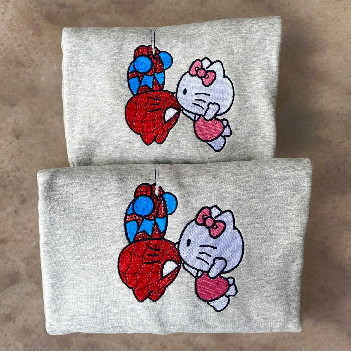 Spiderman i Hello Kitty Calujace sie - Koval Customs. Polska produkcja, wysoka jakosc, personalizowane