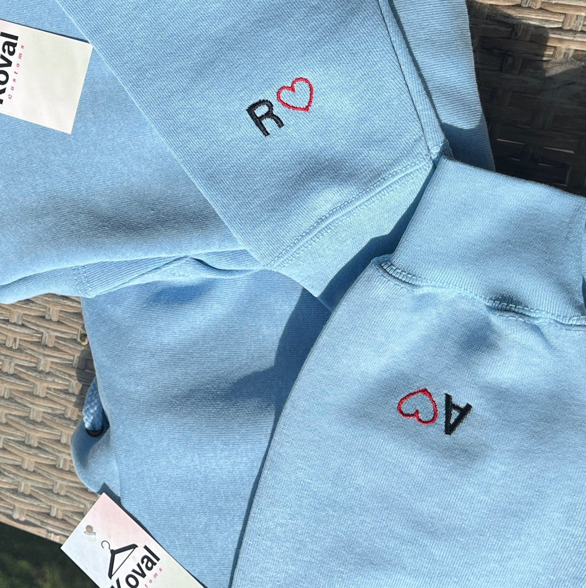 Inicjaly na rekawie / Tekst / Wlasna data (na rekawie) - Koval Customs. Polska produkcja, wysoka jakosc, personalizowane