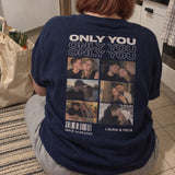 [DE] Dunkelblaues T-Shirt mit Fotocollage von Laura und Felix.