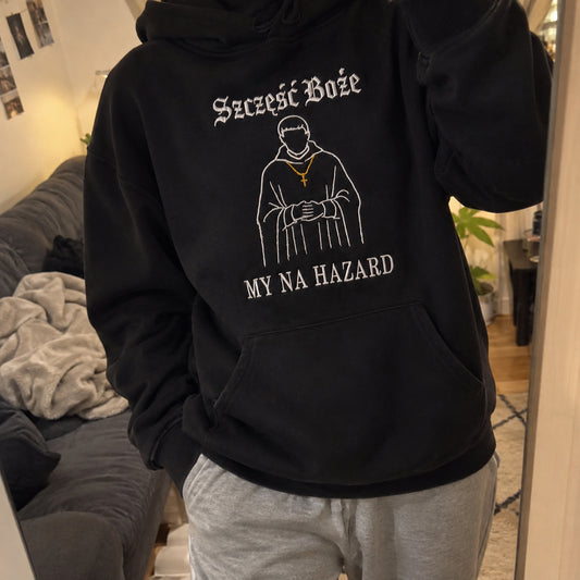 Szczęść Boże, My na Hazard – Haftowana Bluza (serial 1670) – zdjęcie 2