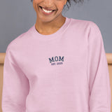 [US] MOM EST. 2020 varsity embroidered sweatshirt