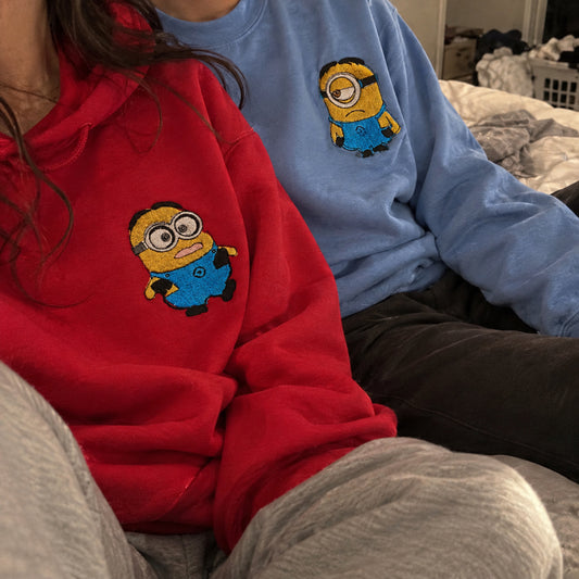 Minionki – Haftowane Bluzy dla Par – Koval Customs