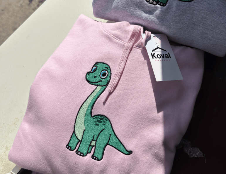 Dinozaury dla par - Haftowana bluza/koszulka - Koval Customs. Polska produkcja, wysoka jakosc, personalizowane