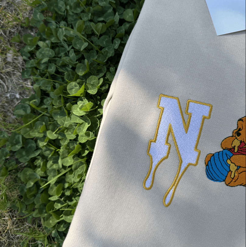 Puchatek NKE - Haftowana bluza/koszulka - Koval Customs. Polska produkcja, wysoka jakosc, personalizowane