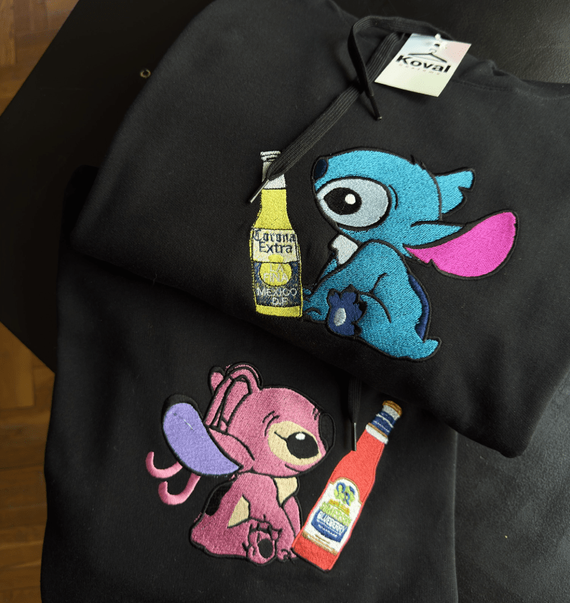Angel i Stitch z dowolną butelką - Haftowana bluza/koszulka - Koval Customs. Polska produkcja, wysoka jakosc, personalizowane