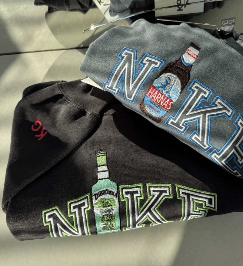 Dowolna butelka w N*KE - Haftowana bluza/koszulka - Koval Customs. Polska produkcja, wysoka jakosc, personalizowane