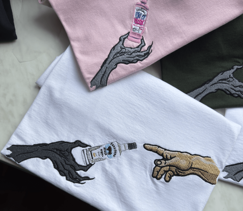 The Creation - Dowolna butelka - Haftowane bluza/koszulka - Koval Customs. Polska produkcja, wysoka jakosc, personalizowane